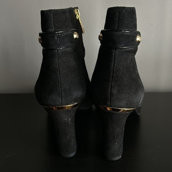 Anne Klien Aksukey Black Suede 9.5 Black & Gold - Picture 2 of 6